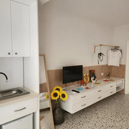 Sun & Sea Studio Apartments Durres Exterior photo