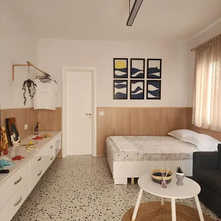 Sun & Sea Studio Apartments Durres Exterior photo
